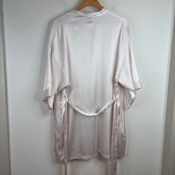 Victorias Secret Satin Robe M/L Blush Pink Kimono Lounge Lingerie Luxury Bridal - Picture 5 of 11